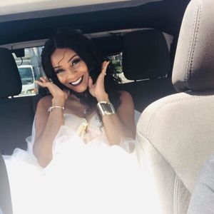 Meet your Posher, Valada